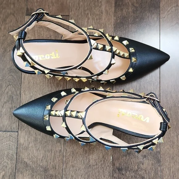 Sandals - Picture 3 of 5